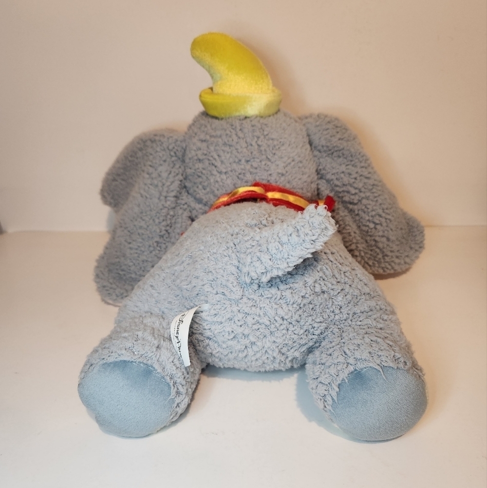 15” Disney Parks Dumbo Elephant plush stuffed animal - Picture 3 of 9
